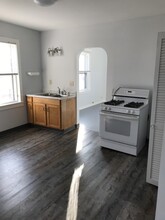 125 Parade St, Unit 125 Parade St Appt 2 in Erie, PA - Building Photo - Building Photo