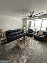 7205 Sprouse Ct in Glen Burnie, MD - Foto de edificio - Building Photo