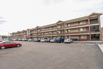 University Gateway in Rexburg, ID - Building Photo - Building Photo