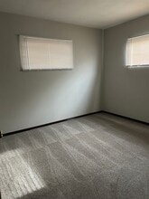 108 Lucia Ln in Shiloh, IL - Foto de edificio - Building Photo