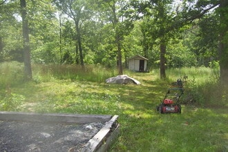 1382 Parkway Dr in Bismarck, MO - Building Photo - Building Photo