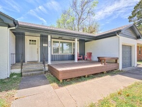 1222 Westlawn Dr in Norman, OK - Foto de edificio - Building Photo