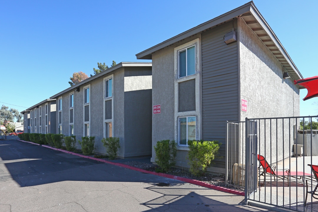 Brix in Tempe, AZ - Building Photo