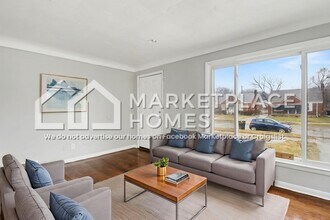 16501 Fairmount Dr in Detroit, MI - Building Photo - Building Photo