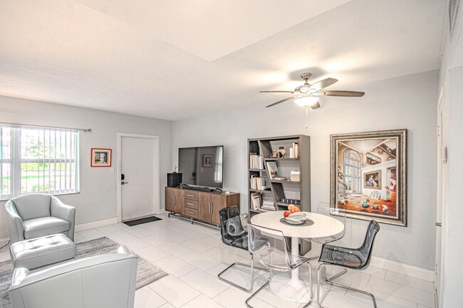 property at 660 Glouchester St