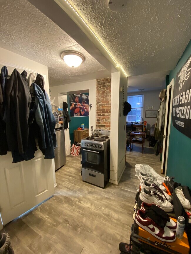 44 Anderson St, Unit 1-2 in Boston, MA - Building Photo - Building Photo