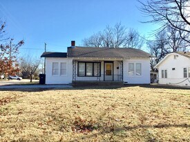 2800 NW 15th St in Oklahoma City, OK - Building Photo