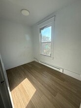 321 2nd St in Pitcairn, PA - Building Photo - Building Photo