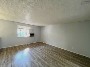7385 Sugarloaf Dr in Reno, NV - Building Photo - Building Photo