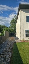 404 W Wichita St in Bowie, TX - Foto de edificio - Building Photo