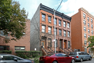 35 W 128th St in New York, NY - Building Photo - Building Photo