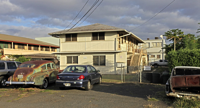 94-961 Awanei St in Waipahu, HI - Building Photo - Building Photo