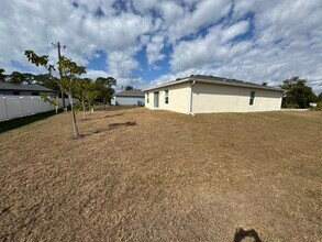 27101 N Twin Lakes Dr in Punta Gorda, FL - Building Photo - Building Photo