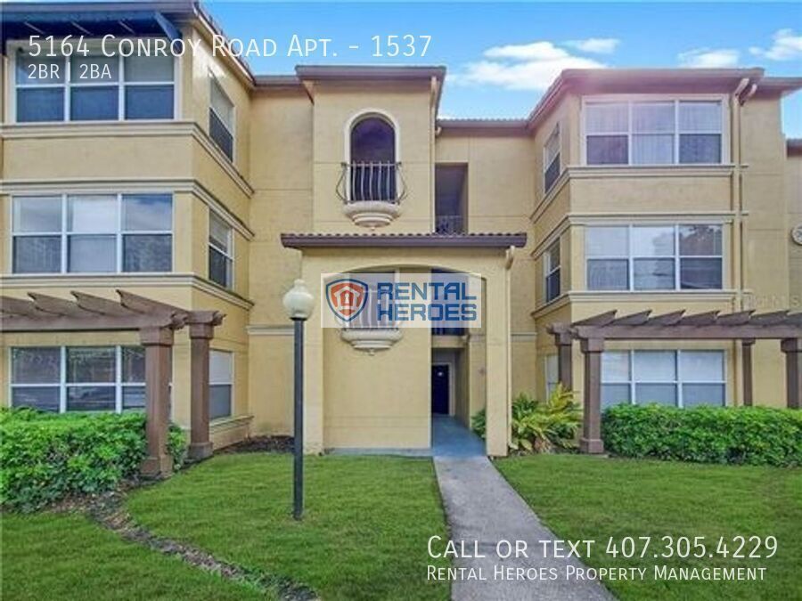 5164 Conroy Rd in Orlando, FL - Foto de edificio