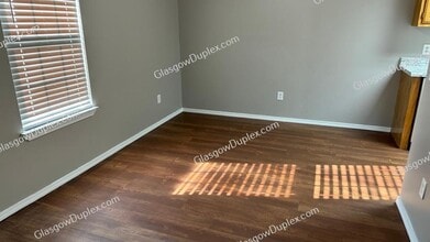 106 Olivia Dr in Glasgow, KY - Building Photo - Building Photo