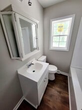 1041 Elwood St in Burlington, NC - Building Photo - Building Photo