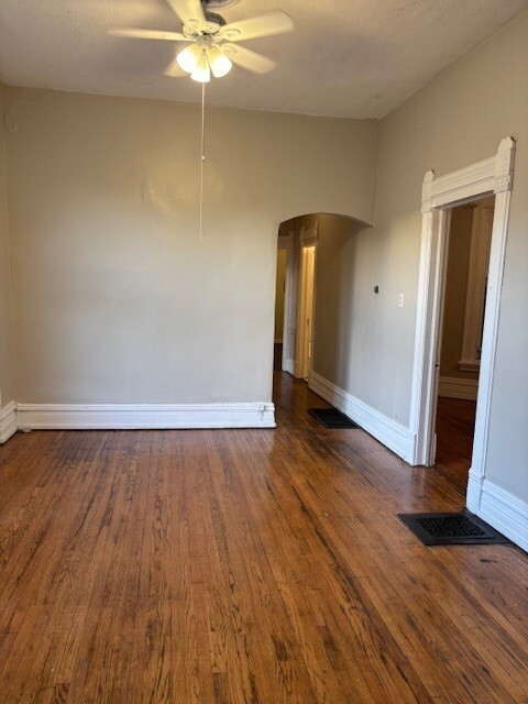 2818 W Wilcox St in Chicago, IL - Building Photo - Building Photo