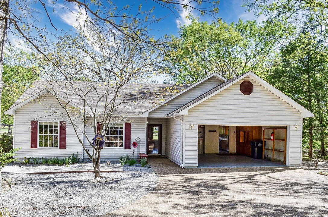 12 San Pablo Way in Hot Springs, AR - Building Photo