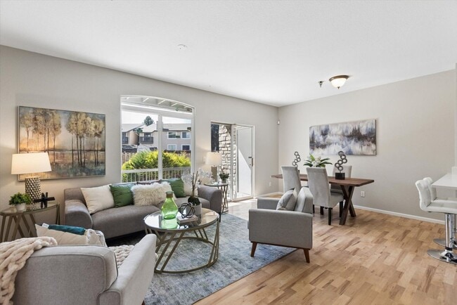 property at 2575 S Syracuse Way