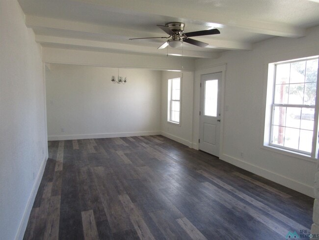 1111 W Chisum Ave in Artesia, NM - Building Photo - Building Photo