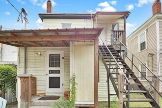 530 E 35th St in Savannah, GA - Building Photo - Building Photo