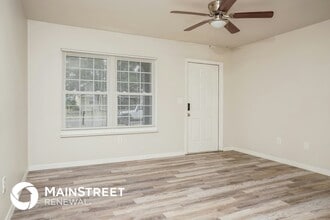 5940 Talbrook Rd, Unit 0912 in North Port, FL - Foto de edificio - Building Photo