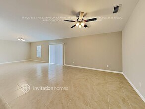 347 NW Bayshore Blvd in Port St. Lucie, FL - Foto de edificio - Building Photo