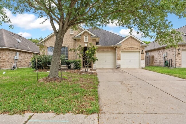 property at 407 Livingstone Ln