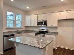 214 Banner Rd in Pendergrass, GA - Building Photo - Building Photo