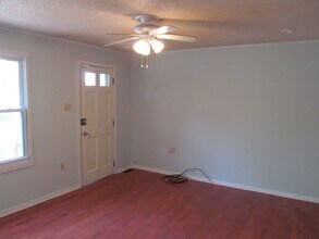 1047 Irving St in Winston-Salem, NC - Building Photo - Building Photo