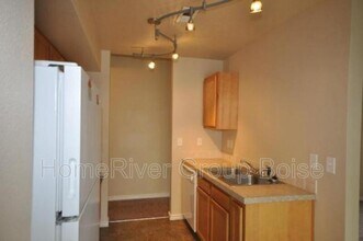 1329 N Stephanie Ln in Nampa, ID - Building Photo - Building Photo