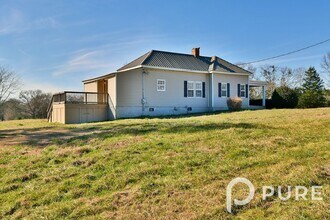 5674 Duncan Rd in Ward, SC - Building Photo - Building Photo