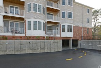 11 Roosevelt Cir-Unit -11R-214 in Easton, MA - Building Photo - Building Photo