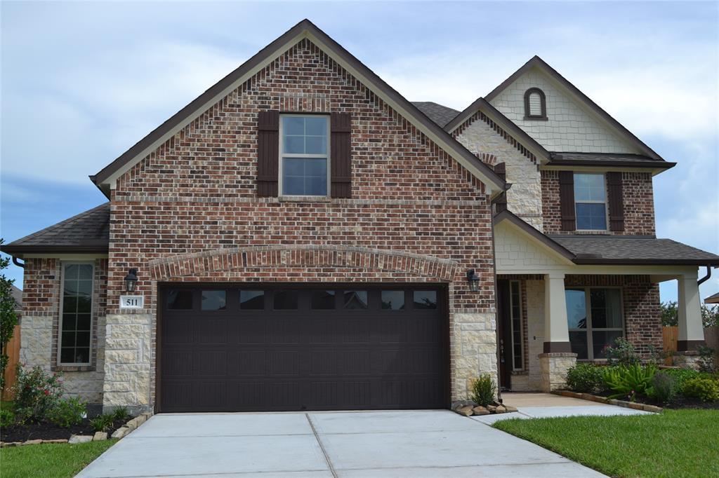 511 Dovecoft Ln in Rosenberg, TX - Building Photo