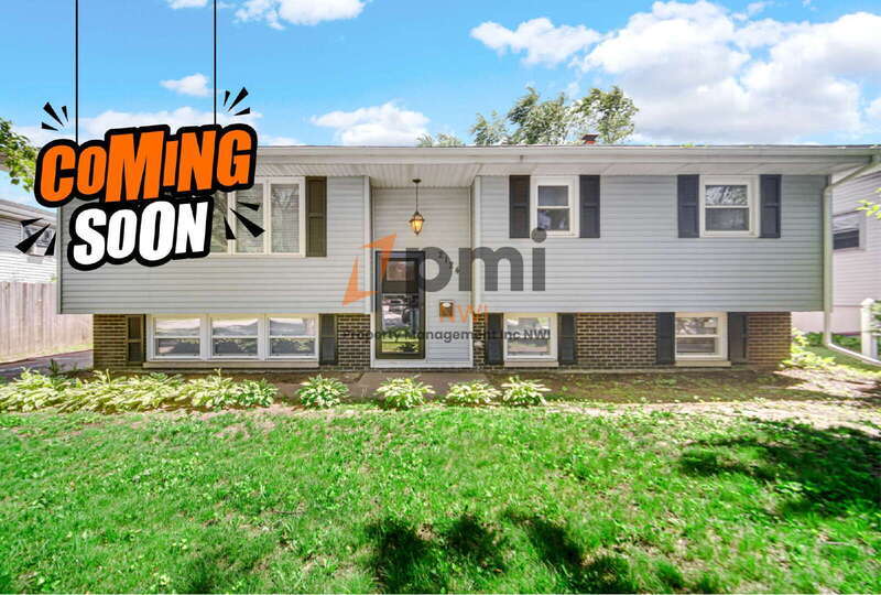 2124 Martha St in Highland, IN - Building Photo