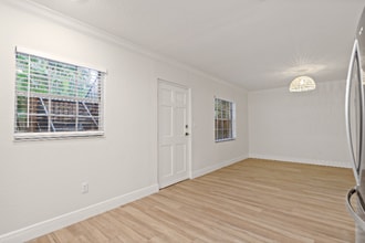 3215 W Swann Ave, Unit 13 in Tampa, FL - Foto de edificio - Building Photo