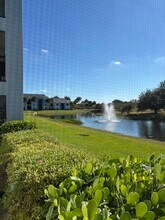 13625 Eagle Ridge Dr, Unit 318 Musa at Daniels in Ft. Myers, FL - Foto de edificio - Building Photo