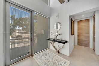 544 N Victoria Park Rd in Fort Lauderdale, FL - Building Photo - Building Photo