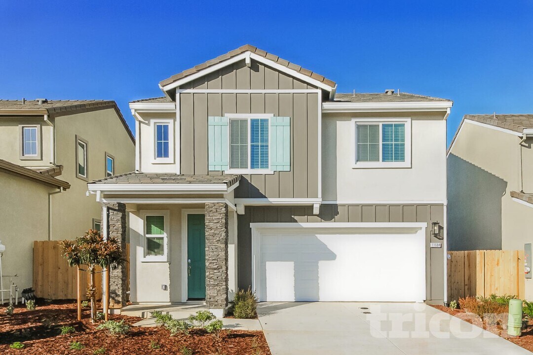 11684 Fiorenza Ln in Rancho Cordova, CA - Building Photo