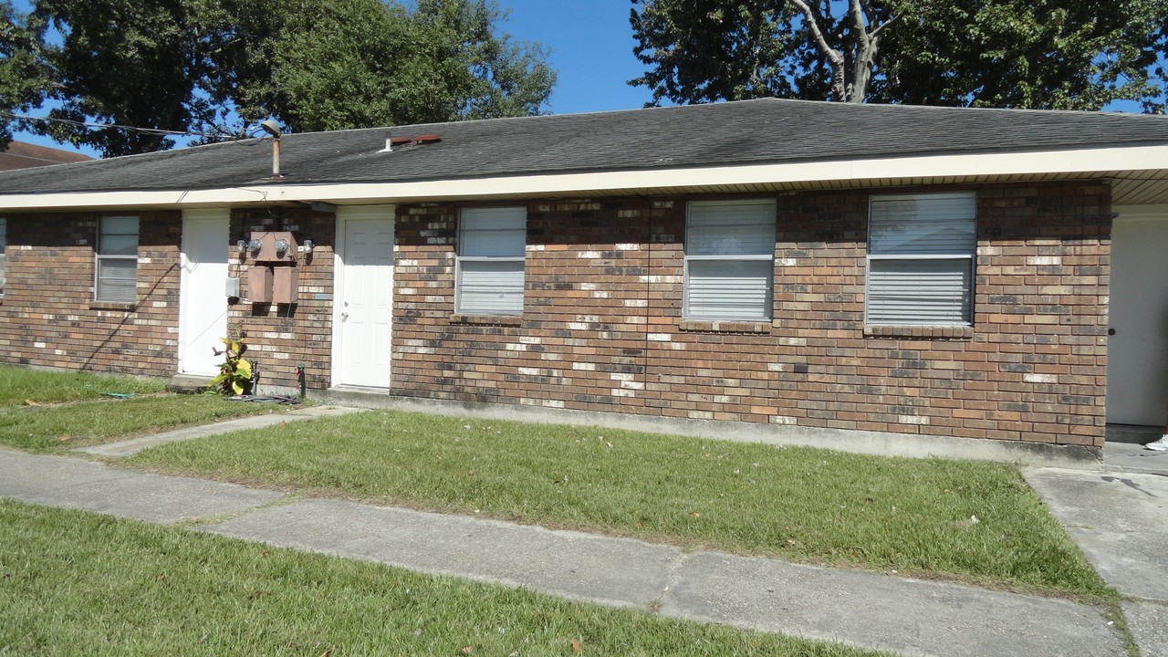 4600-4602 S Robertson St in New Orleans, LA - Building Photo