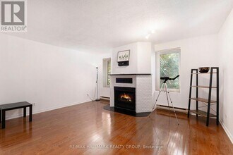 244-244 Charlotte St in Ottawa, ON - Building Photo - Building Photo