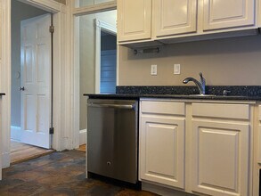 1 Parker Hill Ter, Unit 1 Parker Hill Ter. #1 in Boston, MA - Building Photo - Building Photo