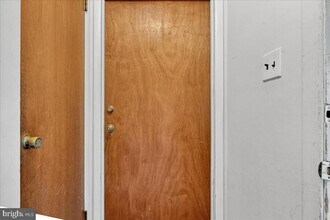 825 Solly Ave in Philadelphia, PA - Building Photo - Building Photo