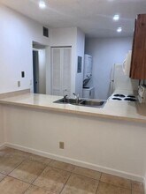 3400 Gardens E Dr in Palm Beach Gardens, FL - Building Photo - Building Photo
