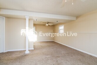 425 Forest Grove Cir in Columbia, SC - Building Photo - Building Photo