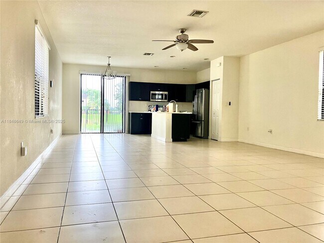 3797 NE 2nd St in Homestead, FL - Building Photo - Building Photo