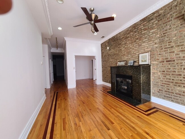 4856 S Prairie Ave, Unit 2 in Chicago, IL - Building Photo - Building Photo