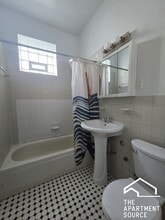 1961 W Foster Ave in Chicago, IL - Building Photo - Building Photo