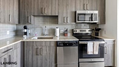 101 S Center St, Unit 623 in Arlington, TX - Building Photo - Building Photo