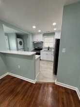 160 Swanson Rd in Norfolk, VA - Foto de edificio - Building Photo